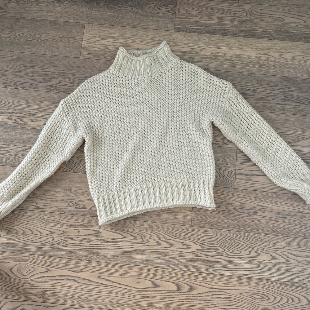 Editorial Thick Knit Sweater